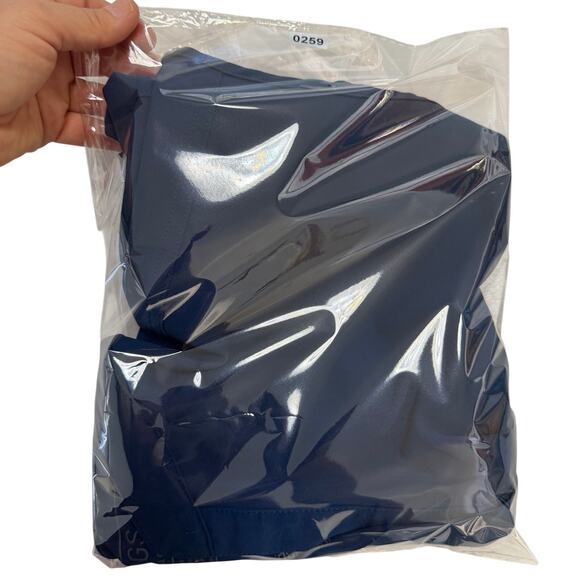 Figs Rafaela scrub top "Deep Reef" blue sz M PO #2918 loose fit nurse capped slv - Picture 9 of 10